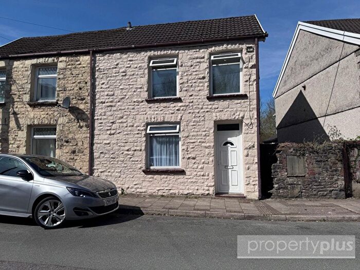 3 Bedroom Semi Detached House For Sale In Shady Road, Gelli, Pentre, CF41