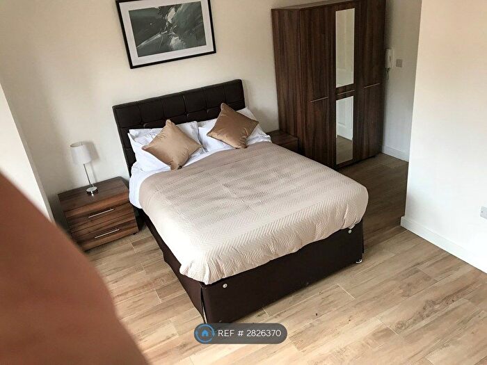 Studio To Rent In Hughenden Road, High Wycombe, HP13