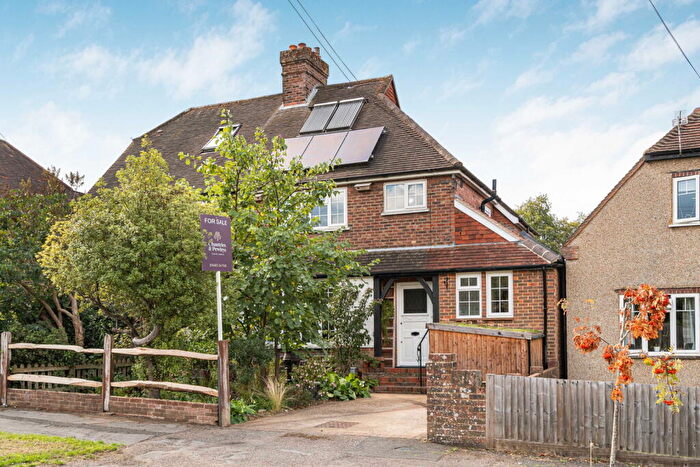 3 Bedroom Semi-Detached House For Sale In Daryngton Drive, Merrow, GU1