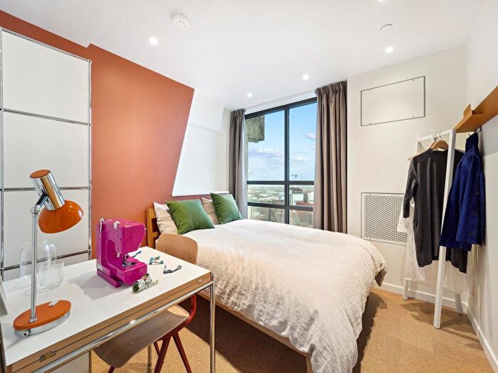 2 Bedroom Apartment To Rent In Balfron Tower, St. Leonards Road, E14