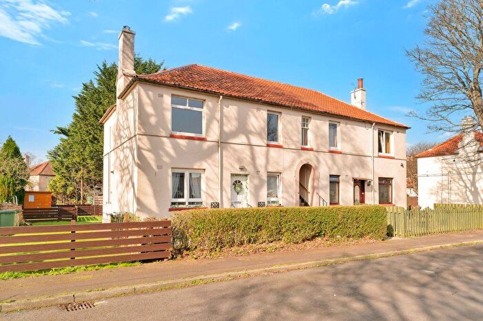 2 Bedroom Flat For Sale In / Saughton Gardens, Saughton, Edinburgh, EH12