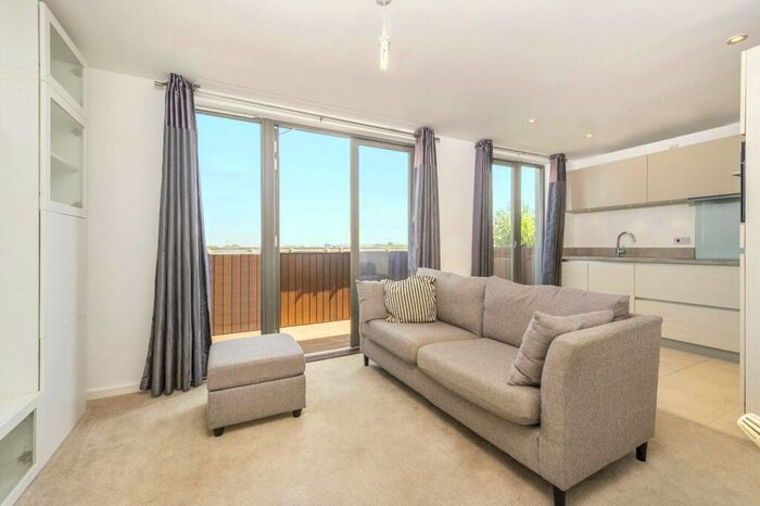 1 Bedroom Flat To Rent In Pandora Court, Robertson Road, E16