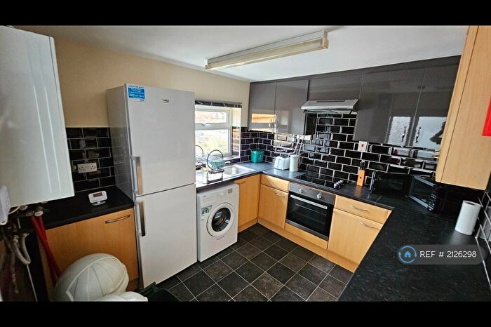 4 Bedroom Terraced House To Rent In Rhondda Street, Swansea, SA1