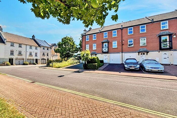 3 Bedroom Terraced House For Sale In Weymouth, DT4