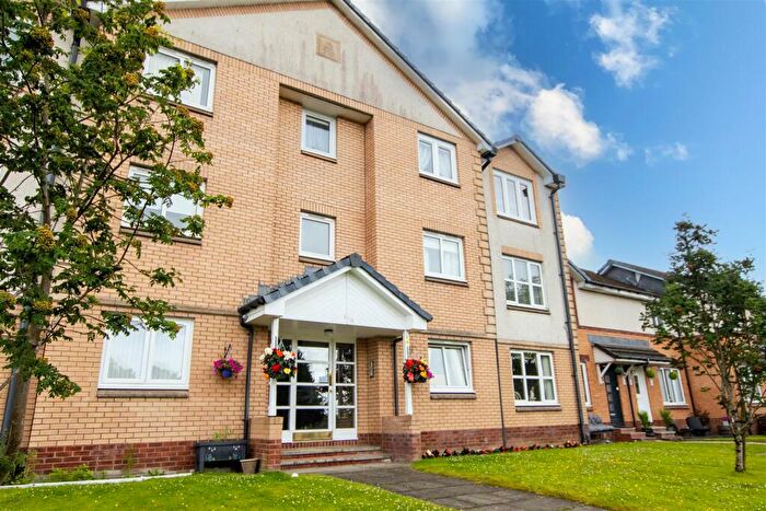 2 Bedroom Flat To Rent In Osprey Crescent, Wishaw, ML2