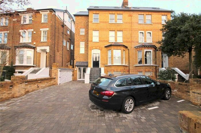 2 Bedroom Flat To Rent In Grange Park, Ealing, W5