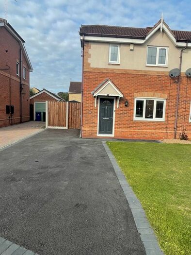 3 Bedroom Semi-Detached House To Rent In Farlawns Court, Woodfield Plantation, Balby, DN4