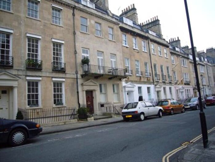 1 Bedroom Flat To Rent In Rivers Street, Bath, BA1