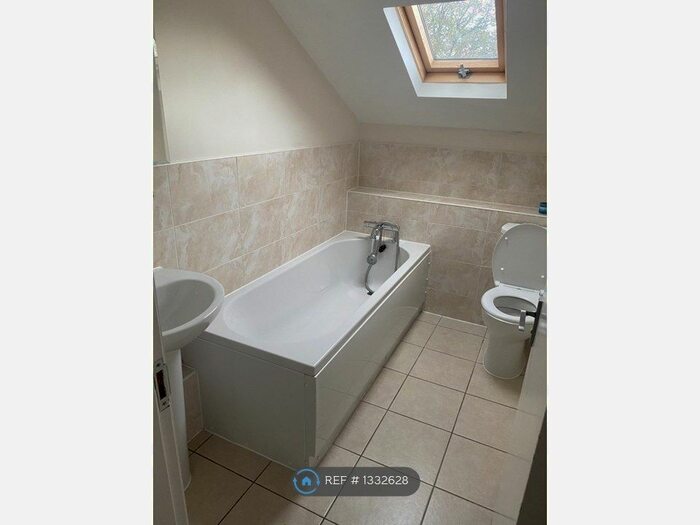 1 Bedroom Flat To Rent In Litherland, Liverpool, L21