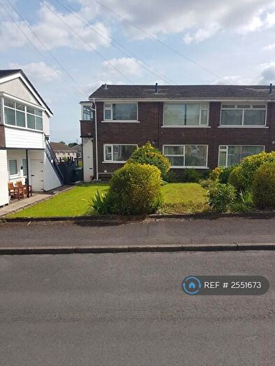 3 Bedroom Maisonette To Rent In Pen-Y-Graig Rhiwbina, Cardiff, CF14