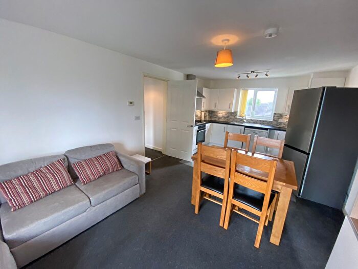 2 Bedroom Flat To Rent In Liverpool Street, Salford, M6