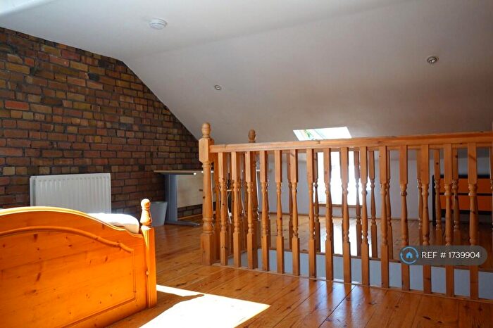 4 Bedroom Terraced House To Rent In Shaftesbury Avenue, Bristol, BS6