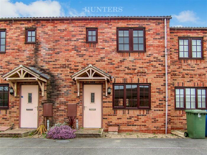 2 Bedroom Terraced House For Sale In The Rotunda, Beckingham, Doncaster, DN10