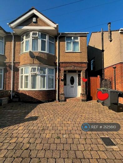 3 Bedroom Semi-Detached House To Rent In Norfolk Road, Luton, LU2