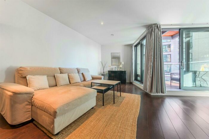 2 Bedroom Apartment To Rent In Baltimore Wharf, Canary Wharf, London, E14