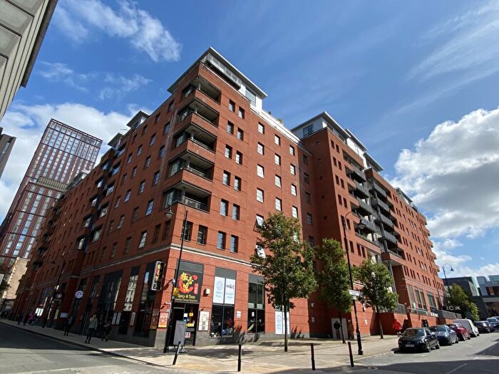 2 Bedroom Apartment To Rent In Quadrangle, Lower Ormond Street, Manchester, M1