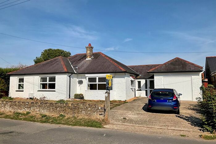 4 Bedroom Bungalow For Sale In The Street, West Hougham, Dover, CT15