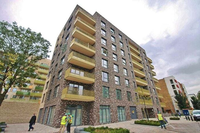 1 Bedroom Flat To Rent In Alacia Court, Acton, Acton, W3