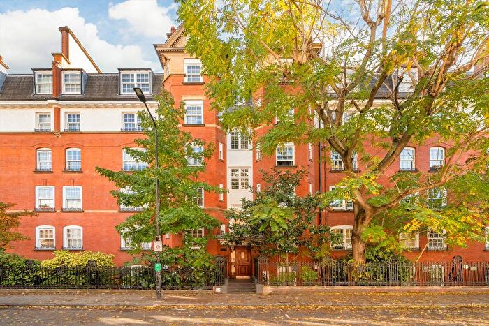 1 Bedroom Flat To Rent In Flaxman Terrace, London, WC1H