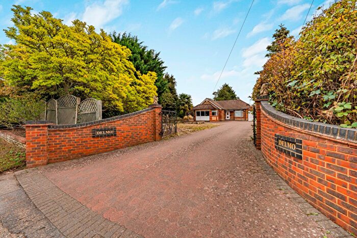 3 Bedroom Detached House For Sale In Church Lane, Wexham, SL3