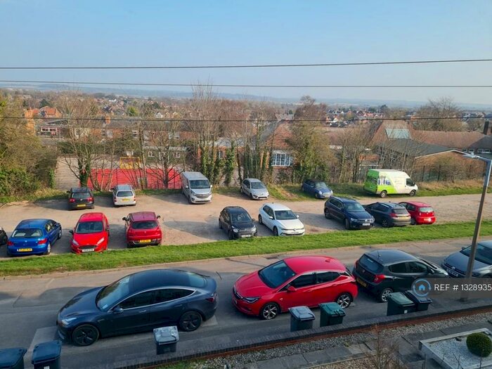 3 Bedroom Terraced House To Rent In Third Avenue, Gedling, Nottingham, NG4