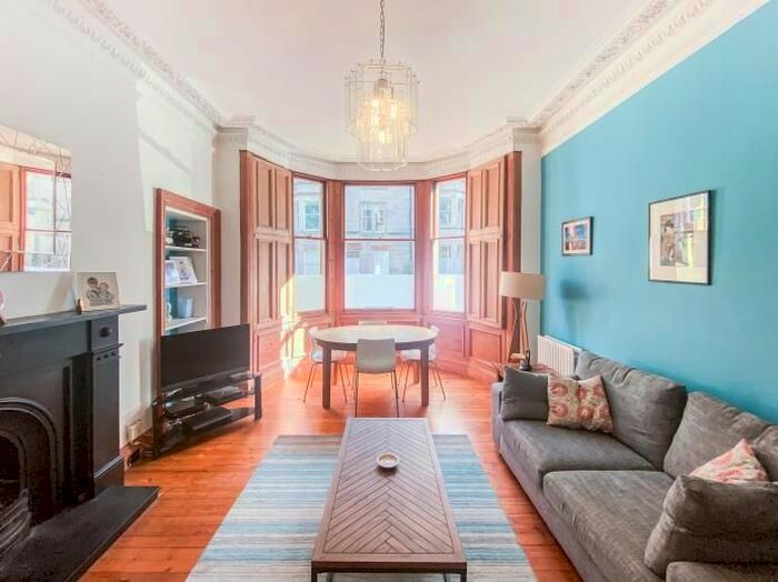 2 Bedroom Flat To Rent In Montpelier Park, Edinburgh, EH10