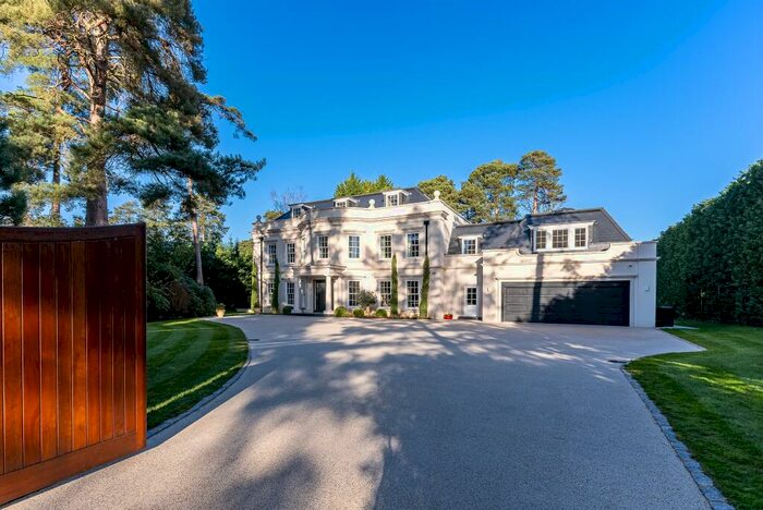 6 Bedroom Detached House For Sale In Virginia Avenue, Virginia Water, GU25