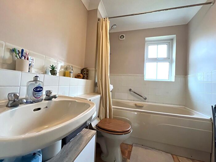 2 Bedroom Semi-Detached Bungalow For Sale In Mayfly Close, Chatteris, Cambs., PE16