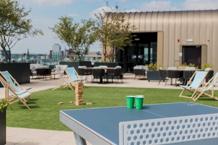 2 Bedroom Flat To Rent In New York, Quarry Hill, Leeds, LS2