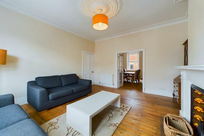 2 Bedroom Flat To Rent In Addycombe Terrace, Newcastle Upon Tyne, NE6