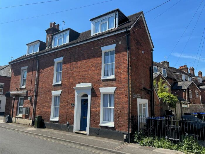 3 Bedroom Terraced House To Rent In Gigant Street, Salisbury, SP1