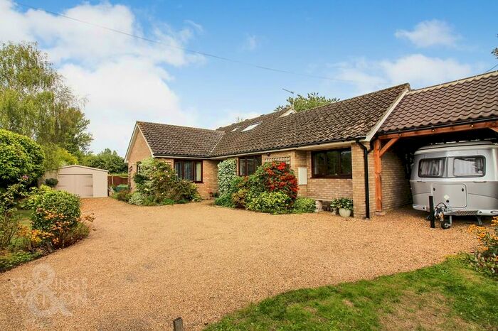4 Bedroom Chalet For Sale In Topcroft Street, Topcroft, Bungay, NR35