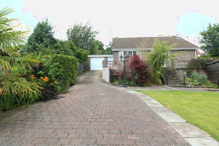 2 Bedroom Detached Bungalow To Rent In Rotherham Road, Maltby, Rotherham, S66