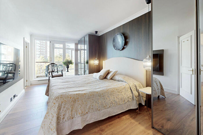 3 Bedroom Apartment For Sale In Walsingham, St. Johns Wood Park, London, NW8
