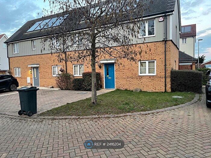 3 Bedroom Semi-Detached House To Rent In Woodside Close, Grays, RM16