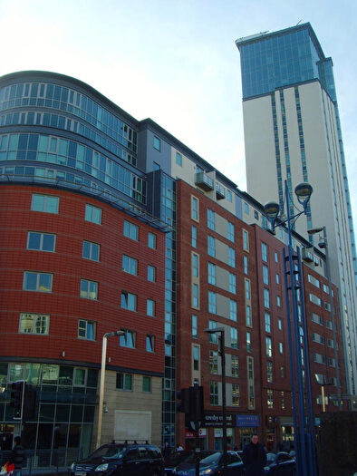 2 Bedroom Flat To Rent In Orion Building, Navigation Street, Birmingham, West Midlands, B5