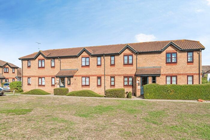 1 Bedroom Flat For Sale In Ferro Road, Rainham, RM13