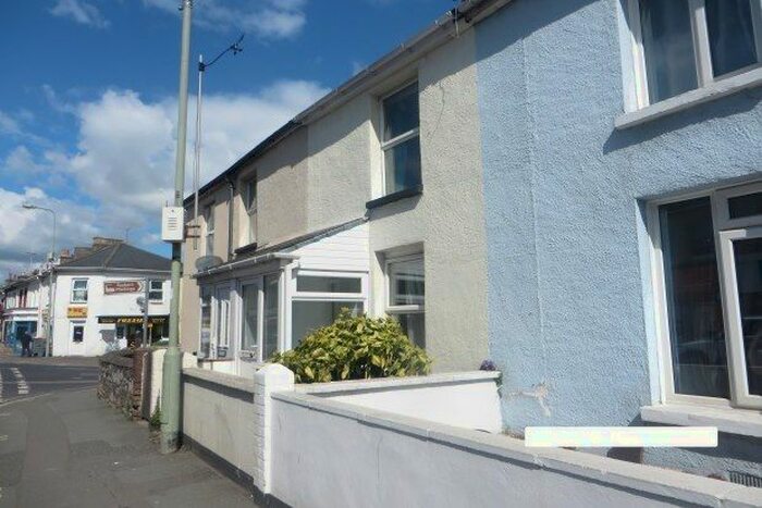 2 Bedroom Property To Rent In Queen Street, Newton Abbot, TQ12