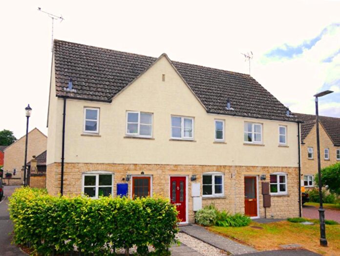 2 Bedroom Terraced House To Rent In Perrinsfield, Lechlade, GL7