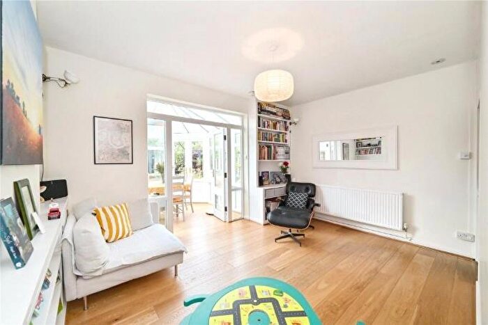 2 Bedroom Semi-Detached House To Rent In Manchester Grove, London, E14