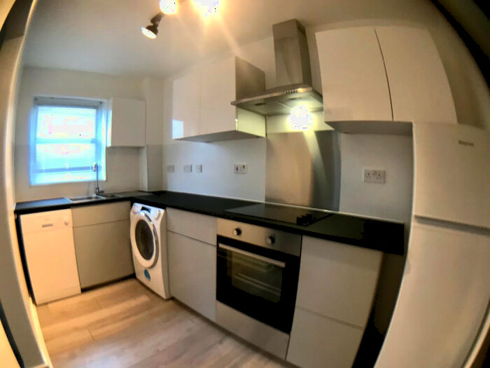 1 Bedroom Maisonette To Rent In St. Davids Court, South Street, Romford, Essex, RM1