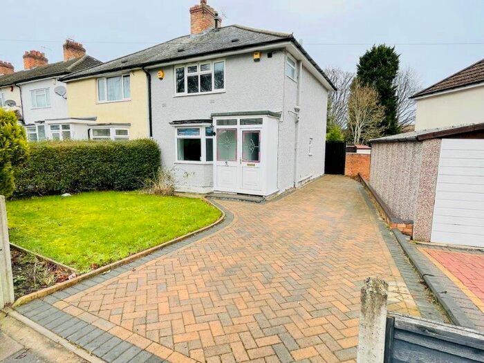 3 Bedroom Semi-Detached House To Rent In Pendeen Road, Yardley Wood, Birmingham B14