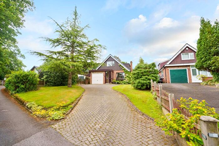 3 Bedroom Bungalow For Sale In Buxton Lane, Marple, Stockport, Greater Manchester, SK6