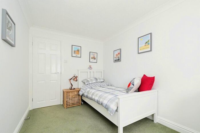 3 Bedroom Detached Bungalow For Sale In Collingwood Close, Heacham, King'S Lynn, PE31