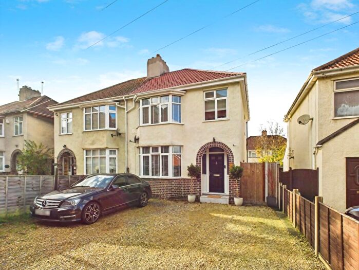 3 Bedroom Semi Detached House For Sale In Hayward Road, Staple Hill, Bristol, BS16