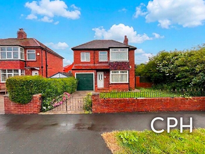 3 Bedroom Detached House For Sale In Greylands Park Drive, Scarborough, YO12