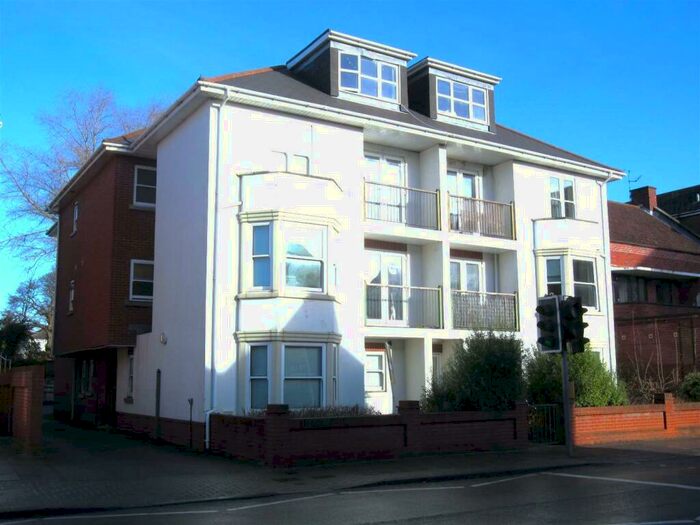2 Bedroom Flat To Rent In Elm Grove, Southsea, Hants, PO5