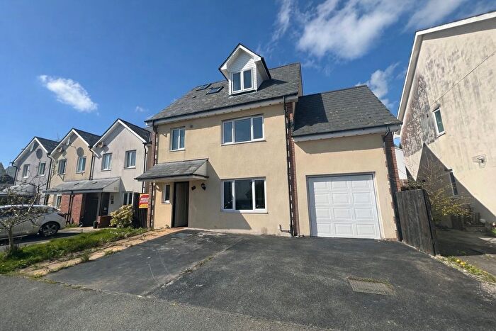 3 Bedroom Detached House For Sale In Bryn Steffan, Lampeter, SA48