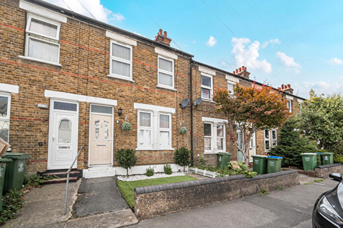 2 Bedroom Terraced House For Sale In Brook Street, Erith, DA8