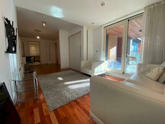 1 Bedroom Apartment To Rent In Leftbank, Spinningfields, Manchester, M3
